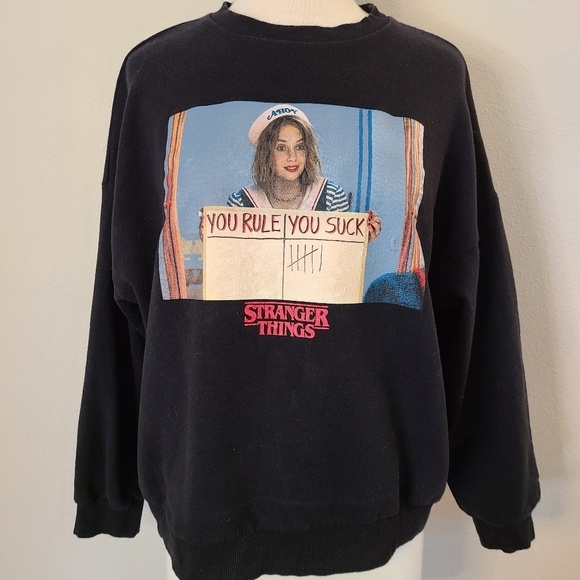 pull and bear t shirt stranger things